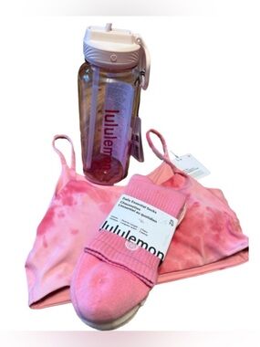 Lululemon CANDY CLOUD BUNDLE - Cami Bra - 3 Pack Socks - 32oz Water Bottle